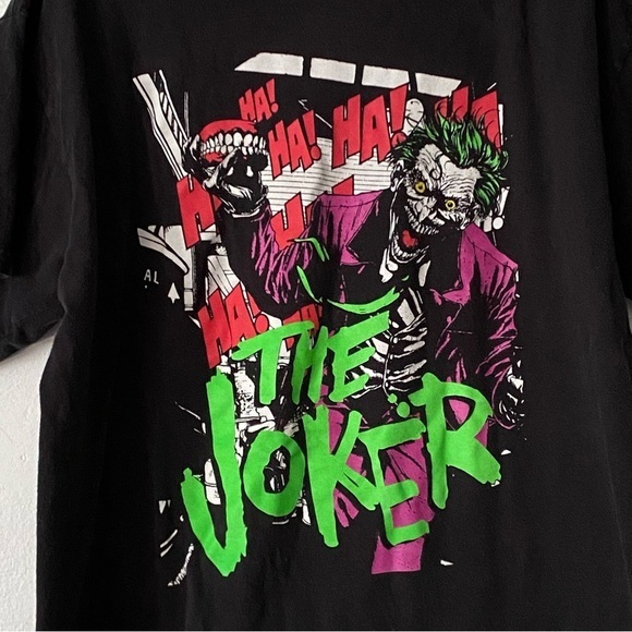 Batman The Joker T-Shirt Mens Size Large Black Pull Over Short Sleeve - Picture 4 of 6
